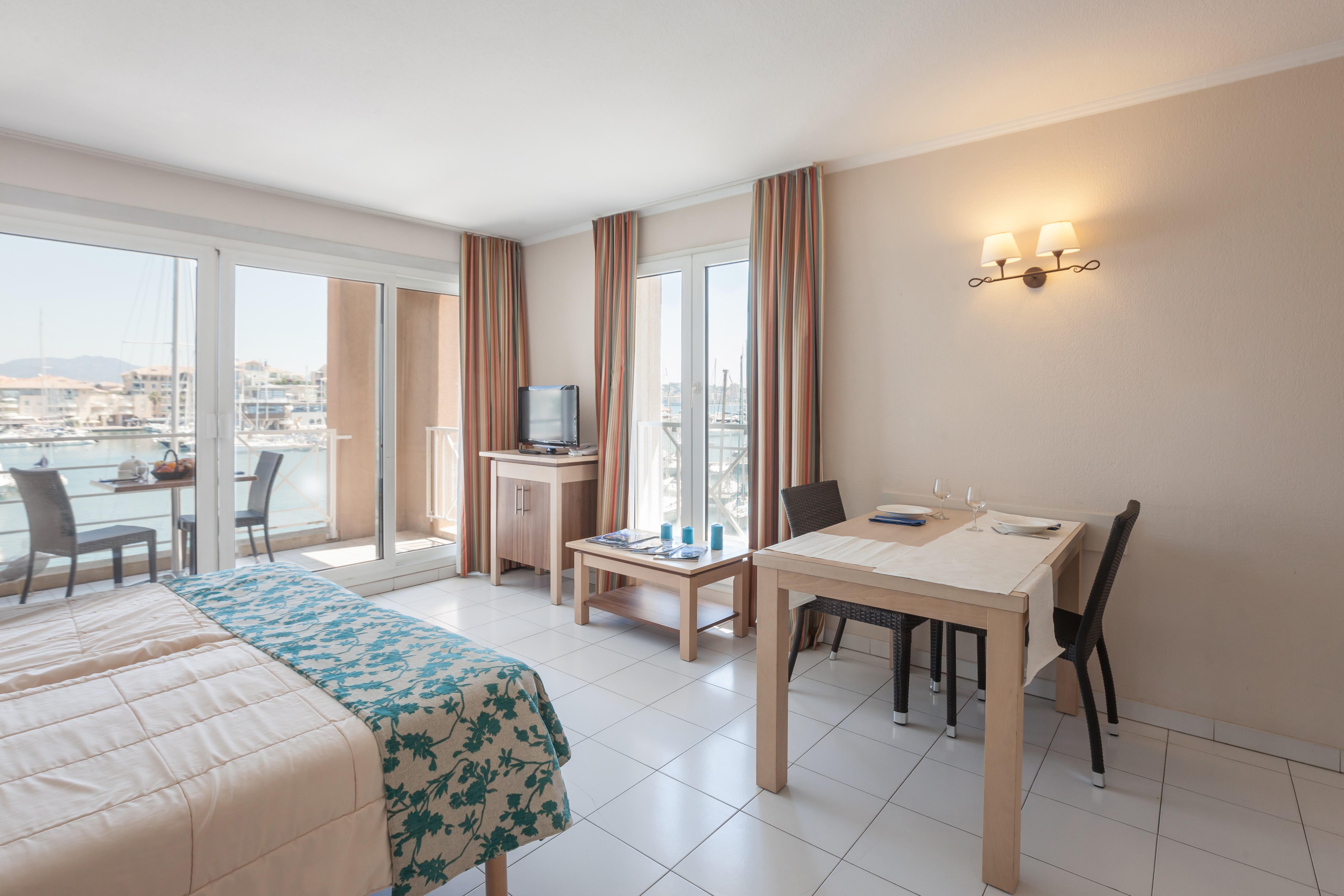 Residence Pierre & Vacances Cap Hermes Фрежюс Экстерьер фото