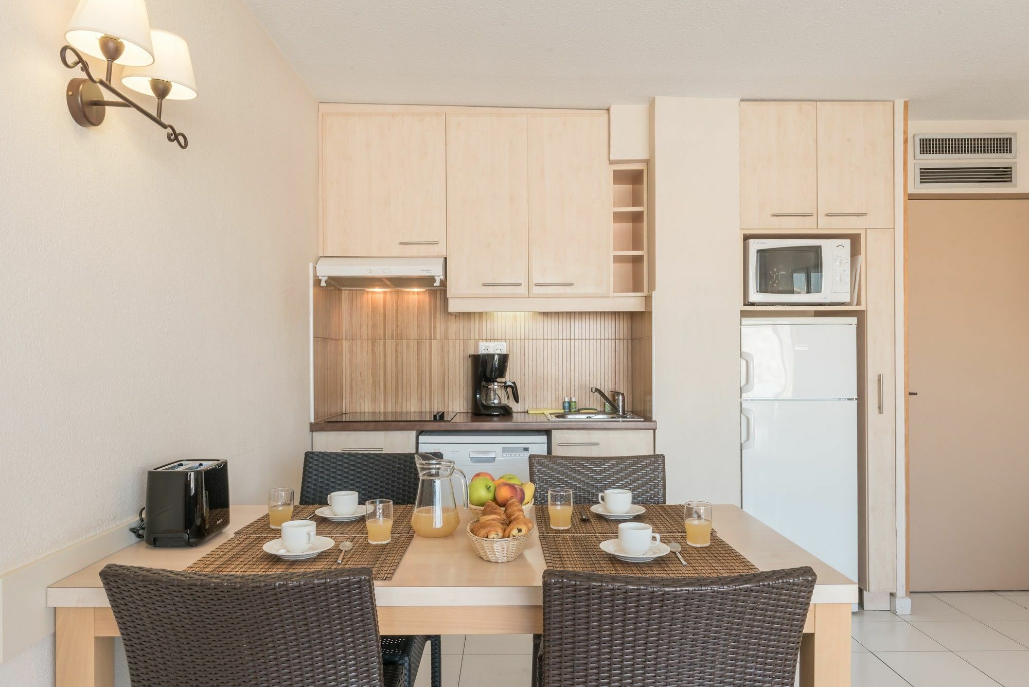 Residence Pierre & Vacances Cap Hermes Фрежюс Экстерьер фото