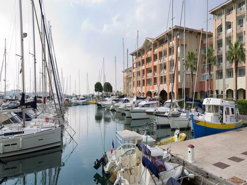 Residence Pierre & Vacances Cap Hermes Фрежюс Экстерьер фото